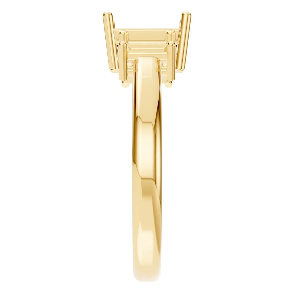 Ring Three Stone Emerald 2